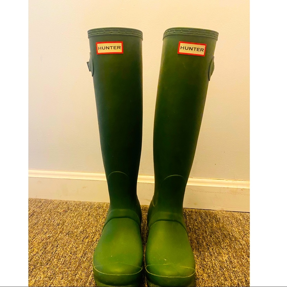 Hunter boots tall, color: green, size: US 8 F, never worn